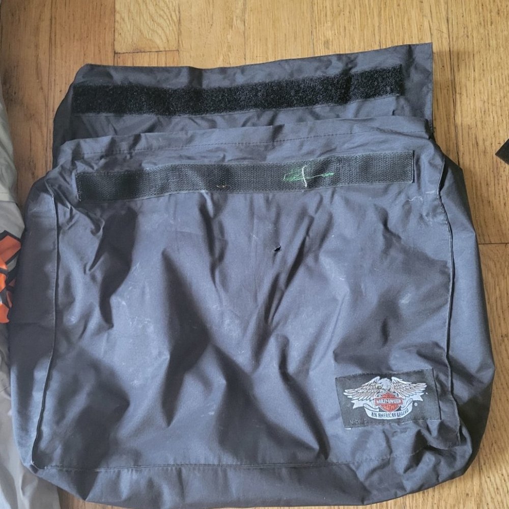 Harley-Davidson Women's Reflective Rain Gear - Picture 15 of 16